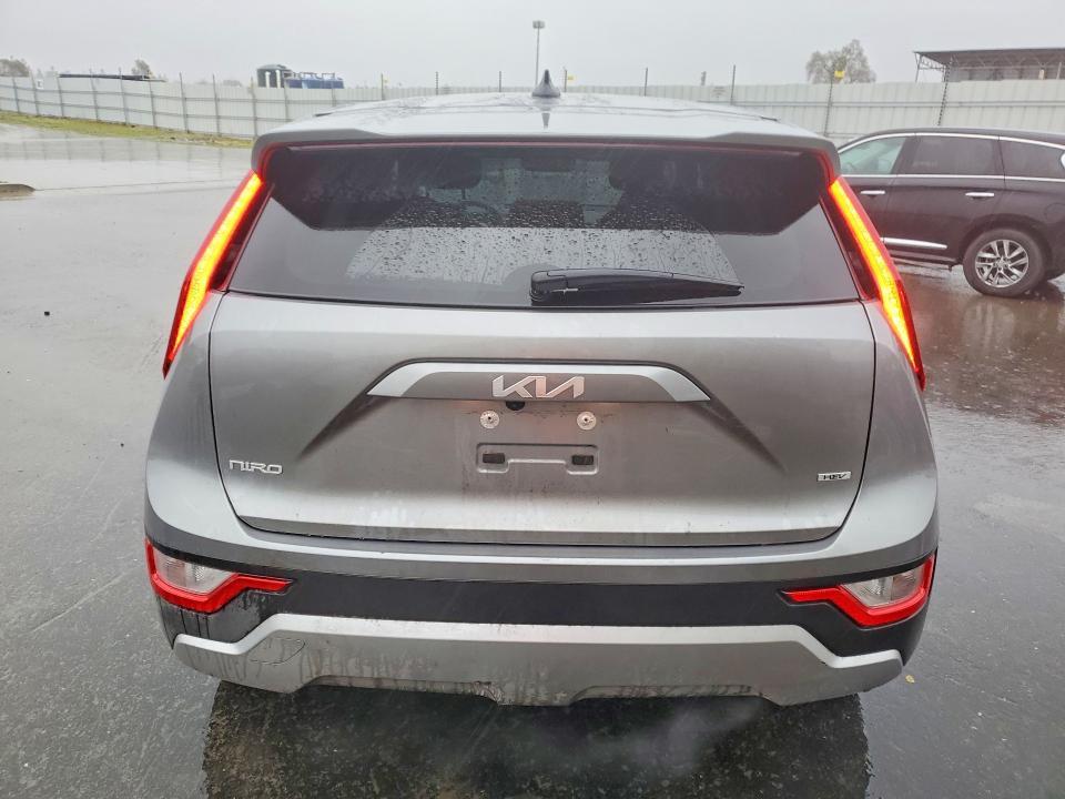 2026 KIA Niro lx