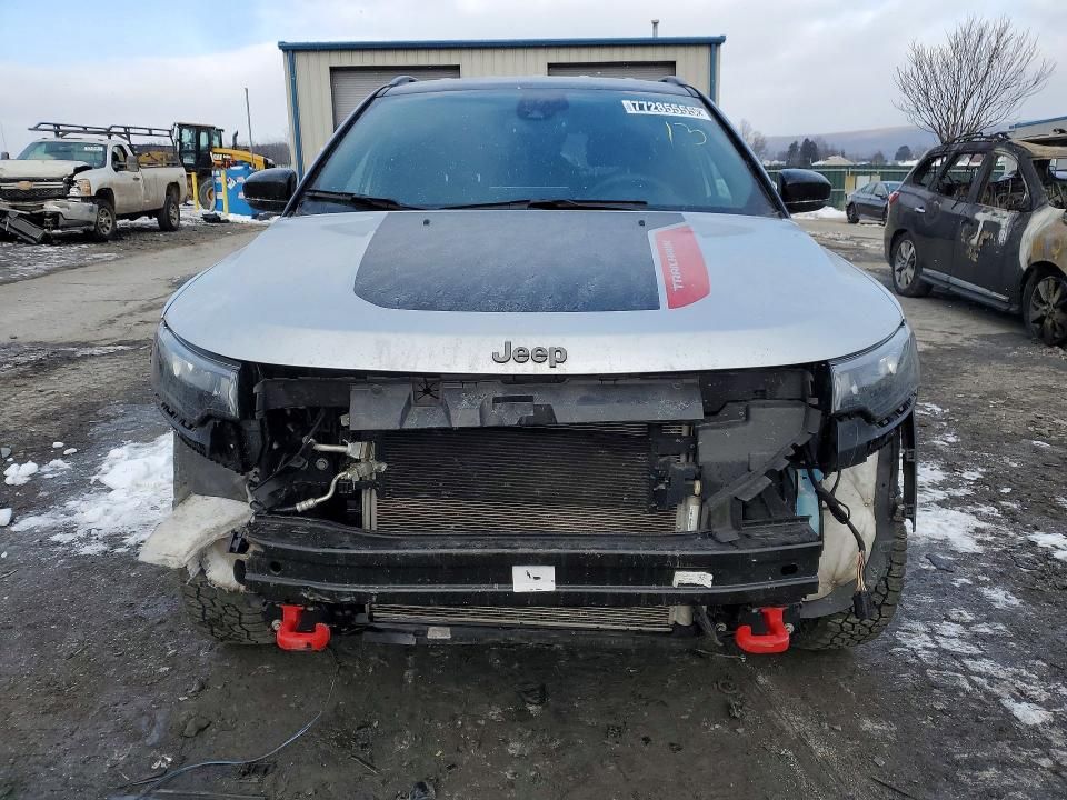 2025 Jeep Compass Trailhawk