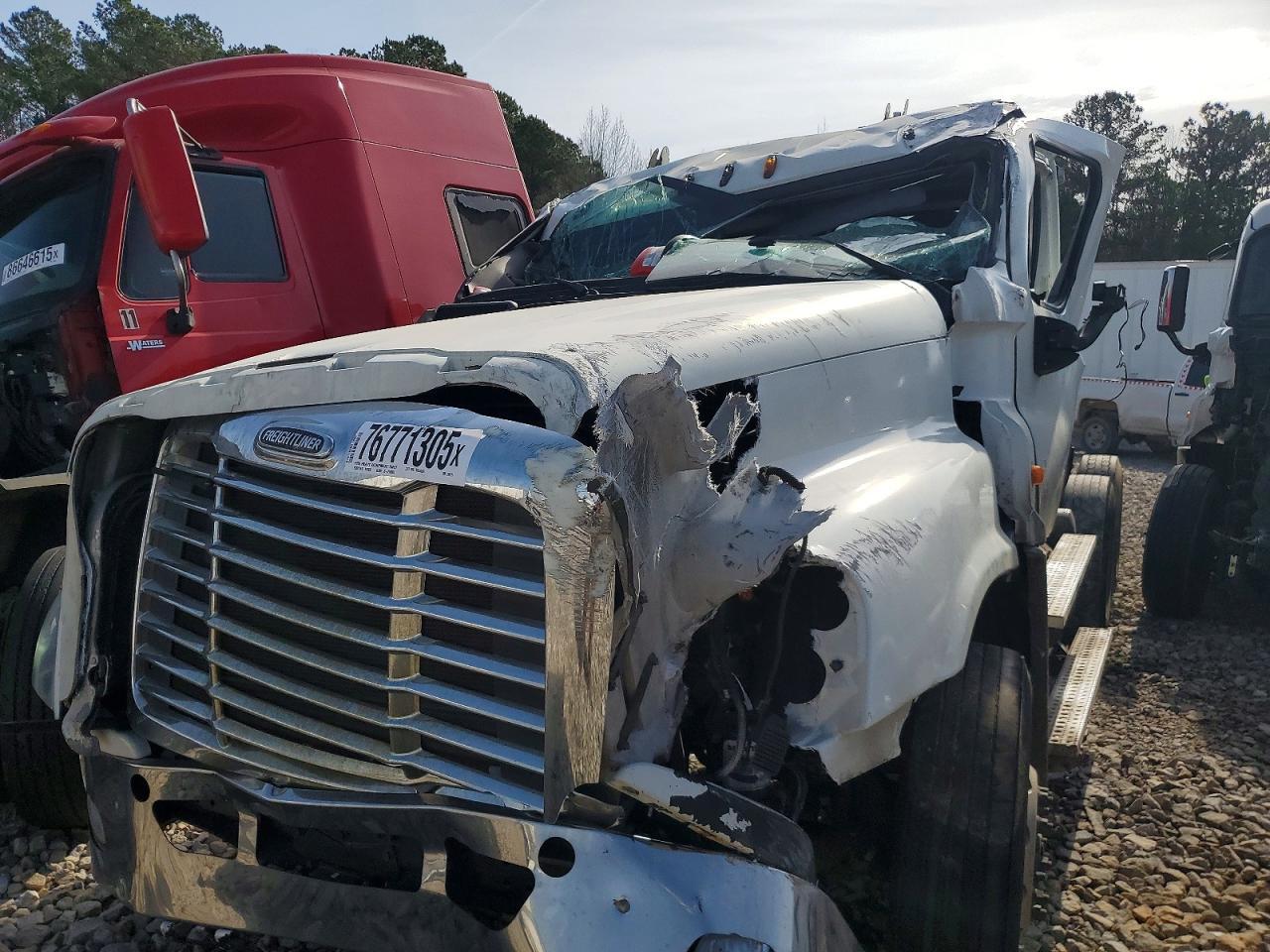 2018 Freightliner Cascadia 125 Semi Truck