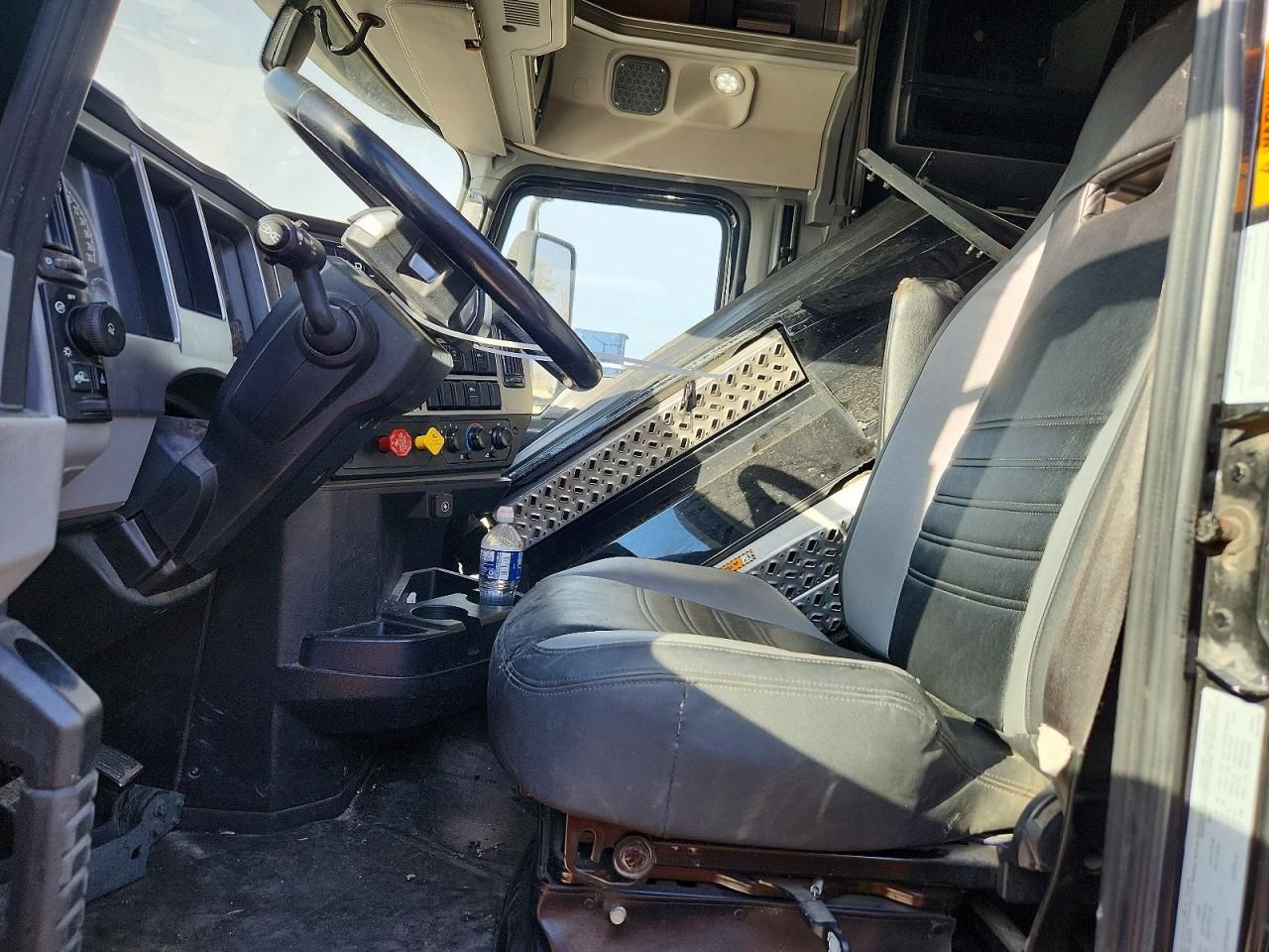 2020 Mack Anthem Semi Truck