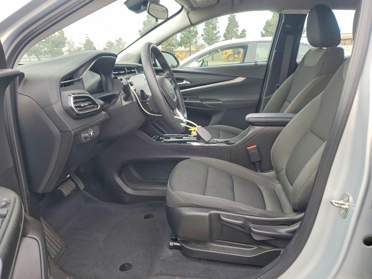 2023 Chevrolet Bolt euv lt