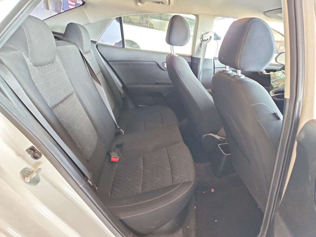 2019 KIA Rio lx