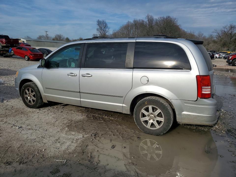 2010 Chrysler Town & Country Touring