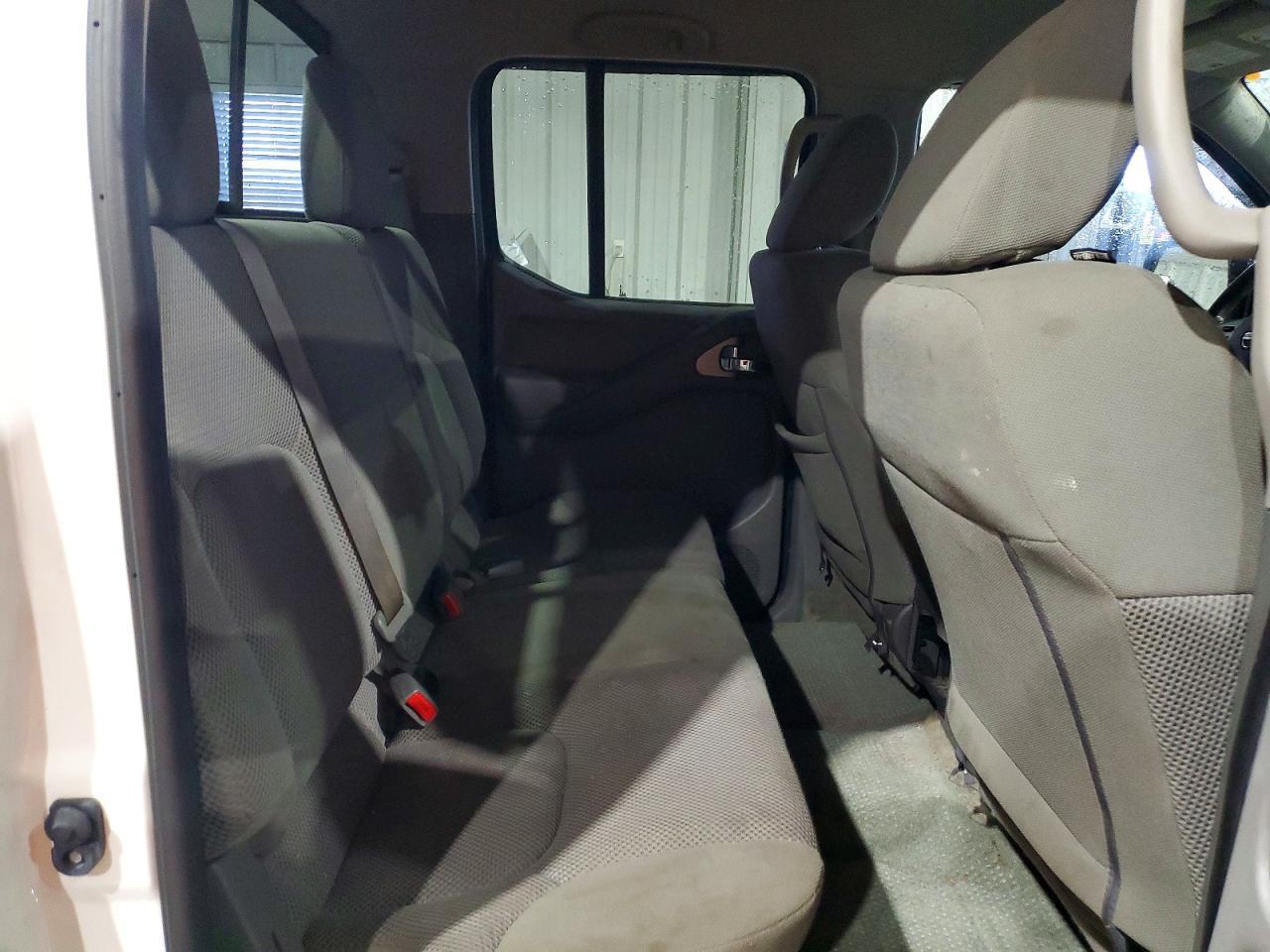 2018 Nissan Frontier SV