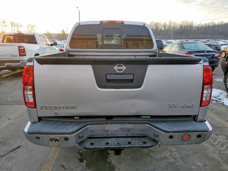 2016 Nissan Frontier s