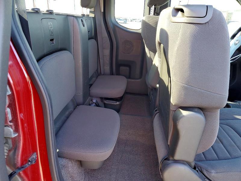 2010 Nissan Frontier xe