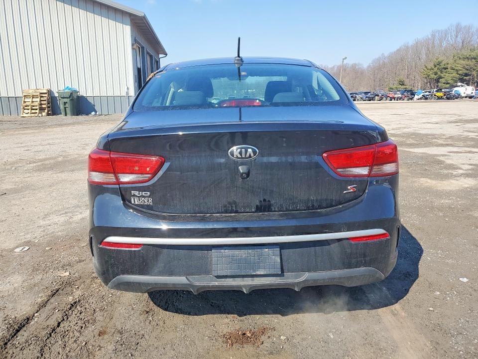2021 KIA Rio s