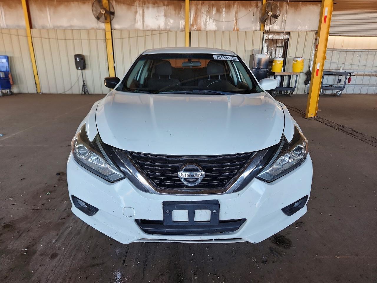 2018 Niss Altima 2.5 sv