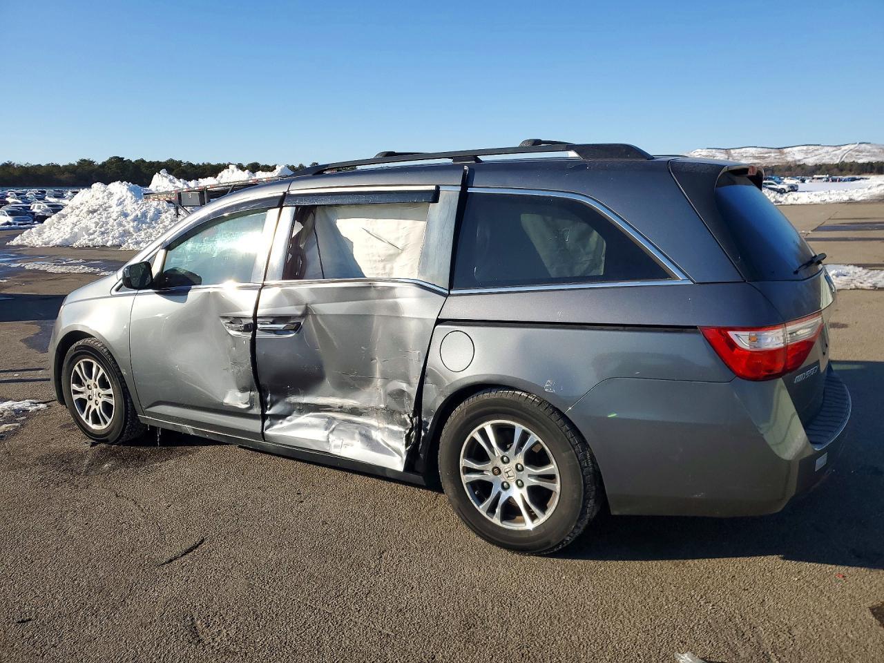 2013 Honda Odyssey ex