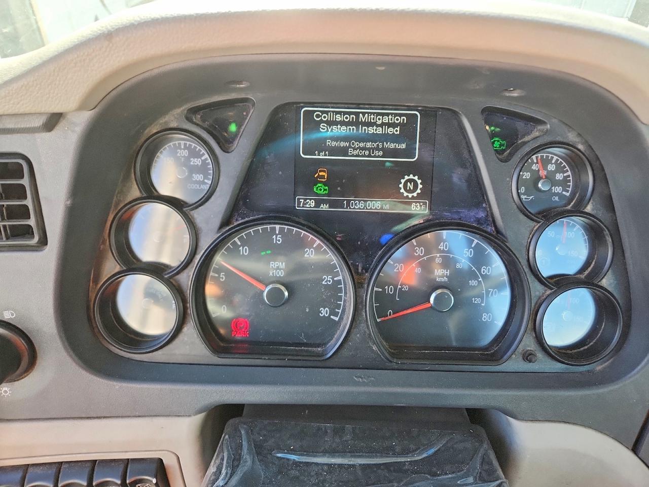 2018 Pntw 579-Semi Truck