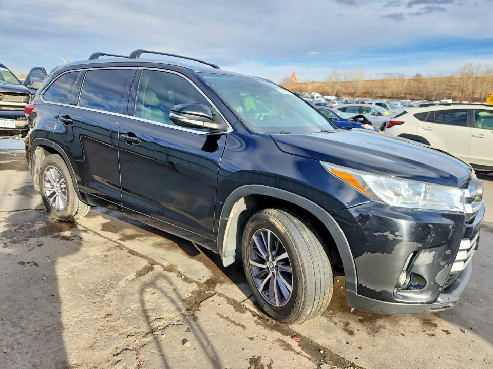 2018 Toyota Highlander xle