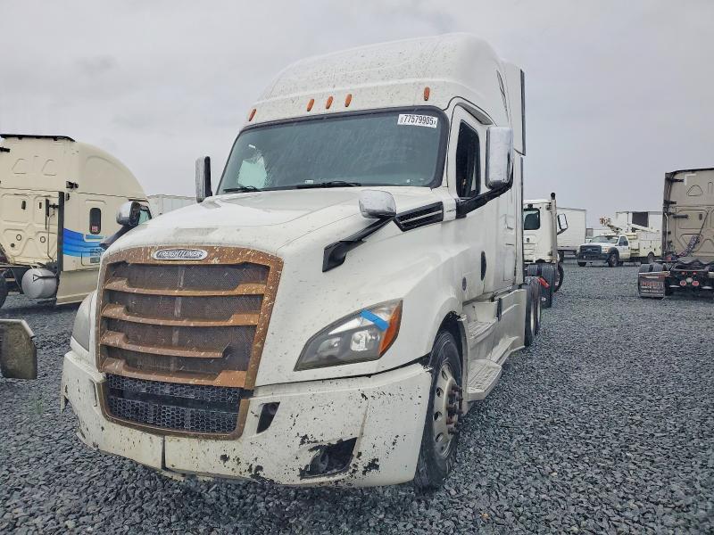 2019 Freigliner 2019 Freightliner Cascadia 126 Semi Truck