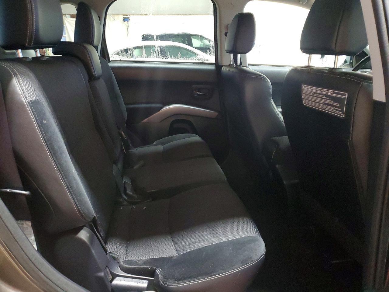 2012 Mitsubishi Outlander se