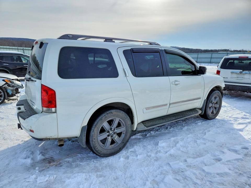 2014 Nissan Armada sv