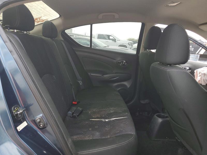 2017 Niss Versa