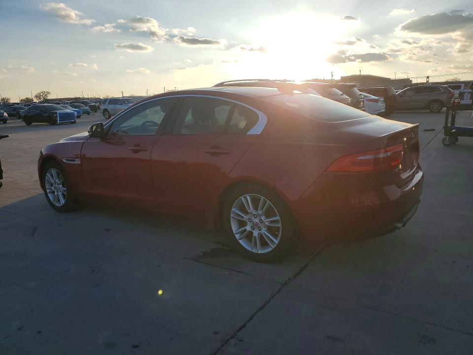 2018 Jaguar Xe Premium