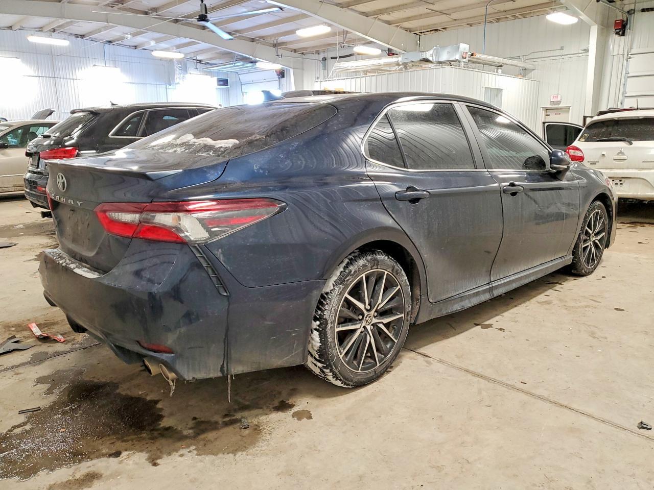 2021 Toyota Camry se