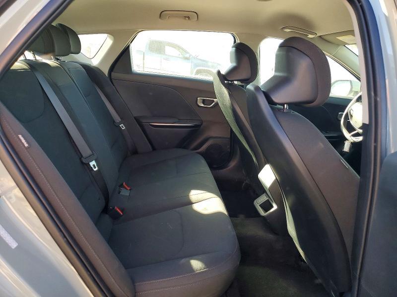 2026 KIA K4 lx