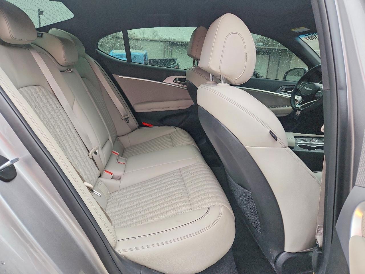 2023 Genesis G70 Base
