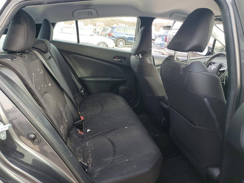 2016 Toyota Prius two