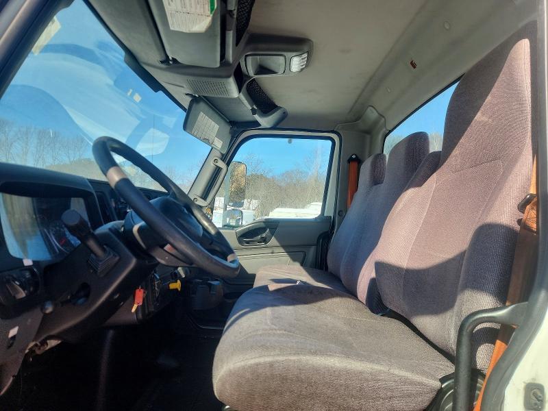 2020 International MV607 BOX Truck