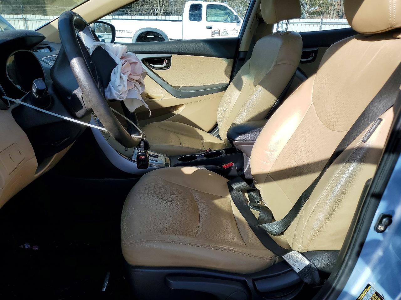 2011 Hyundai Elantra gls
