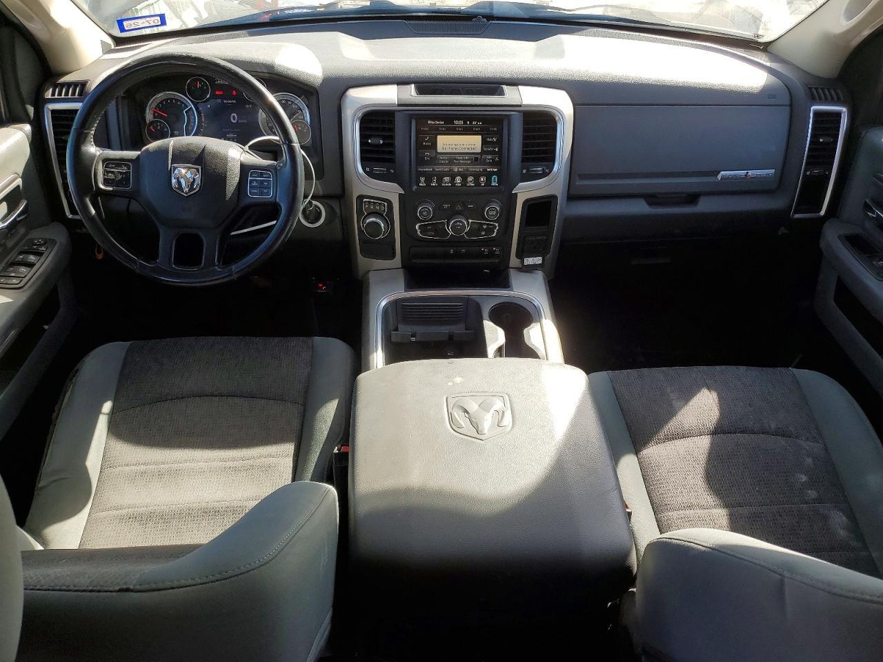 2016 Dodge RAM 1500 SLT