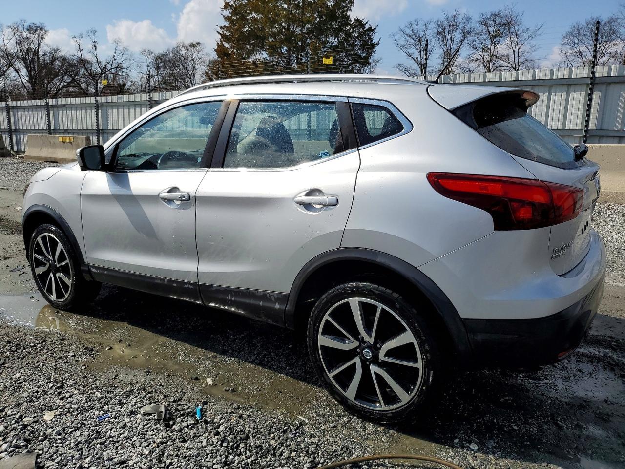 2017 Nissan Rogue Sport sl