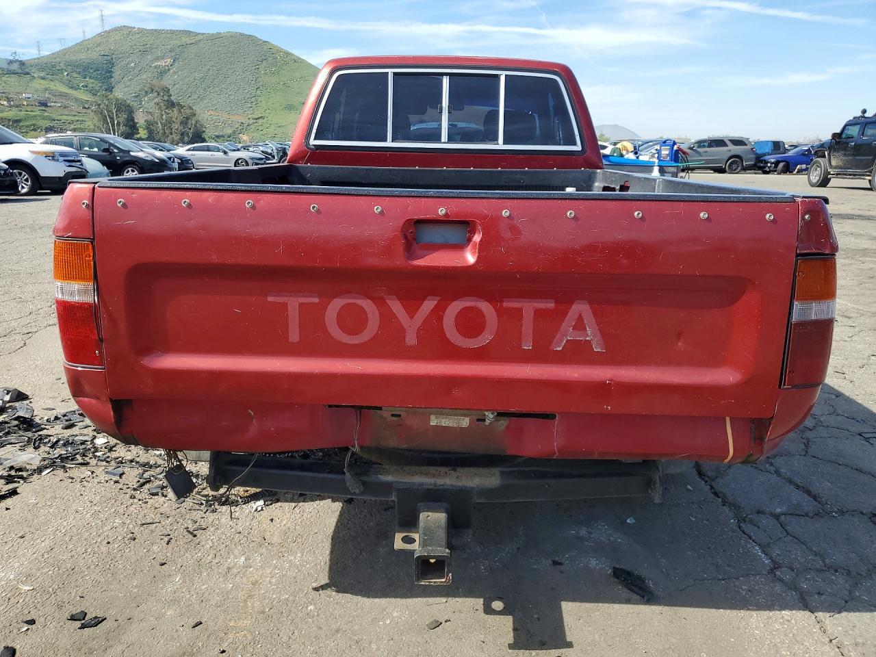 1992 Toyota Pickup Deluxe
