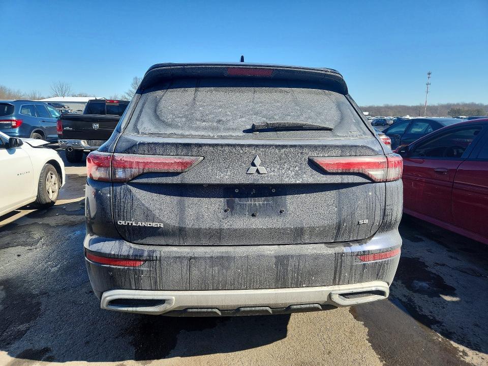 2024 Mitsubishi Outlander se