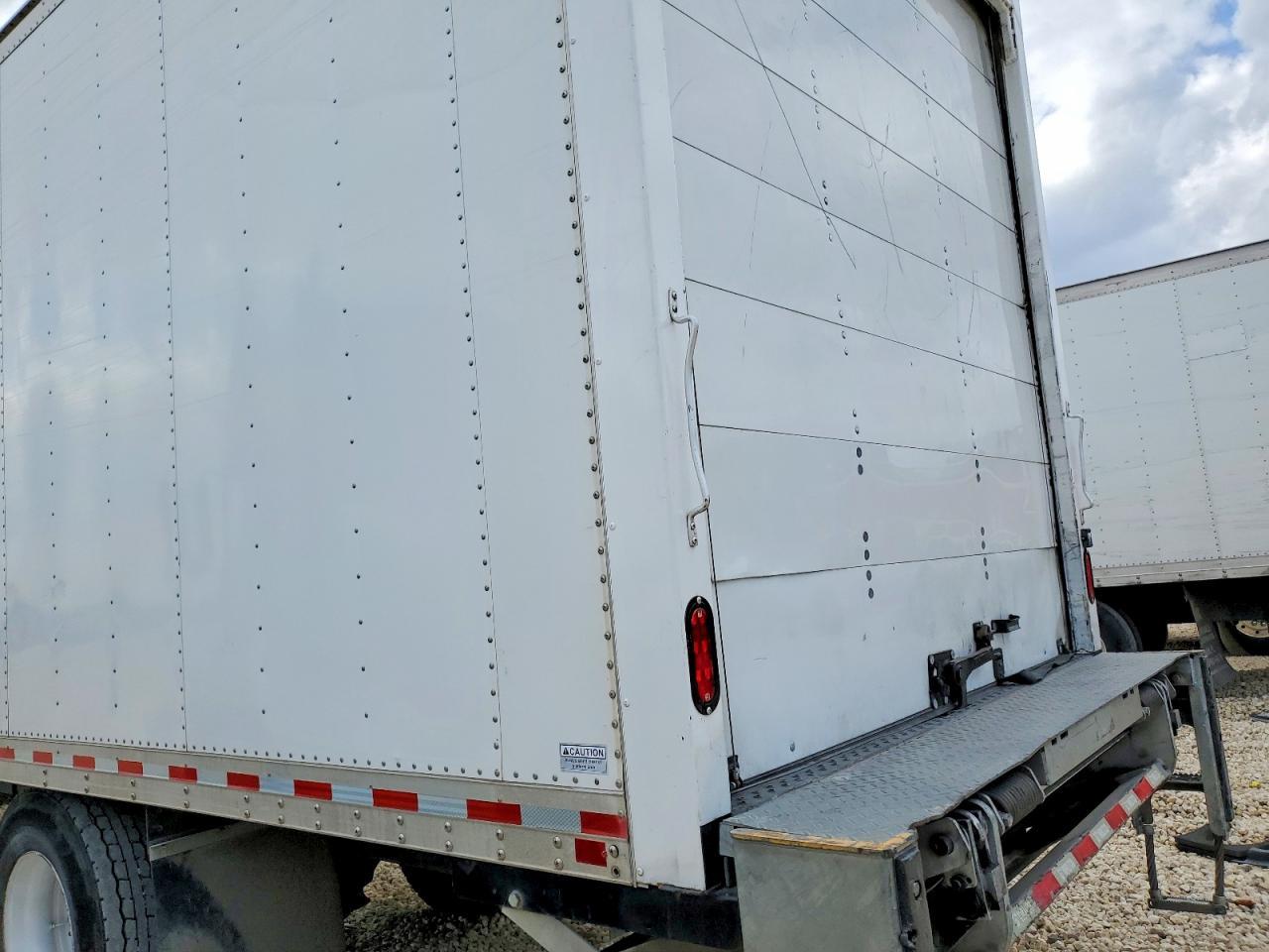 2020 International MV607 BOX Truck