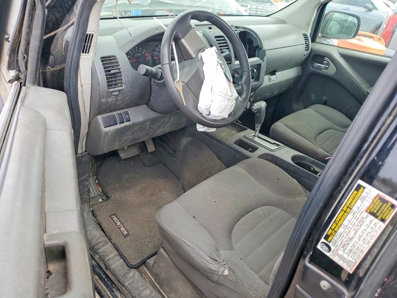 2006 Nissan Frontier XE
