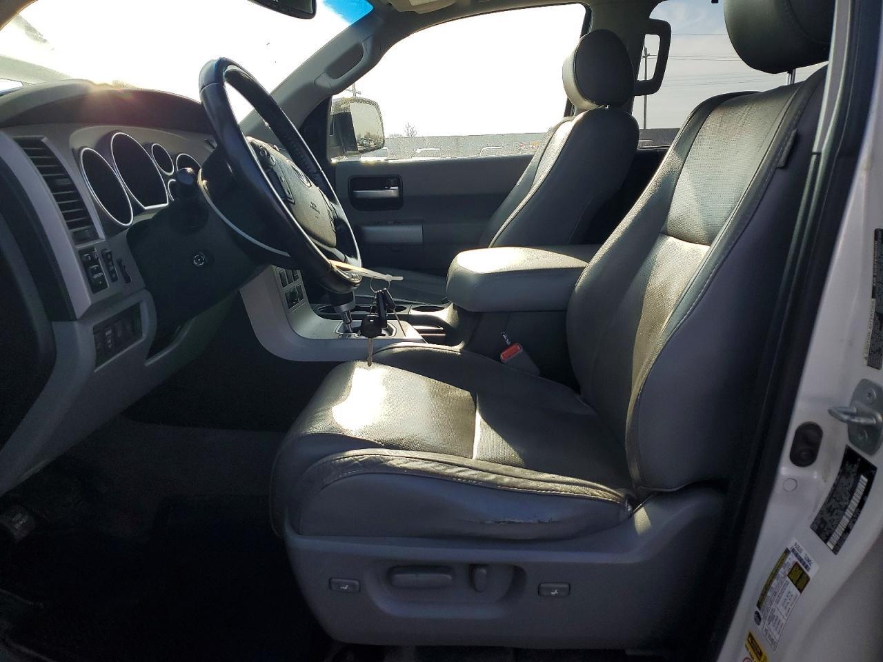2008 Toyota Sequoia Platinum
