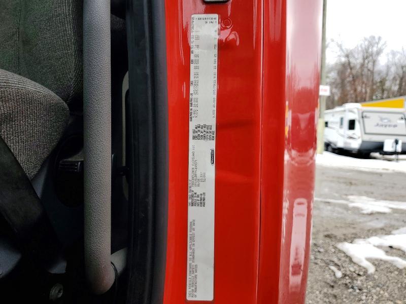 2009 Freightliner Cascadia Semi Truck