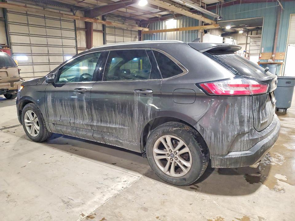 2019 Ford Edge sel
