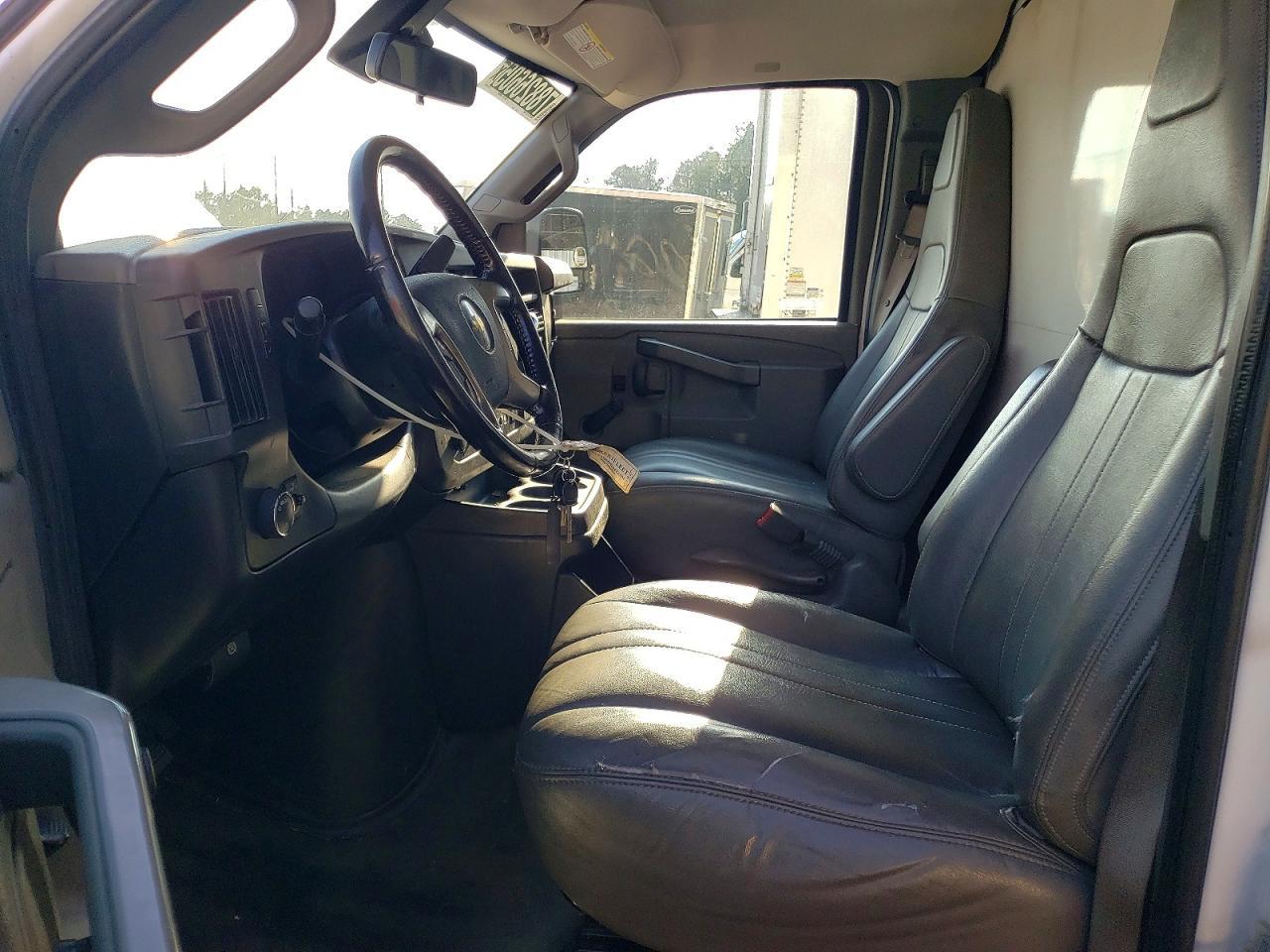 2019 Chevrolet Express Delivery Truck