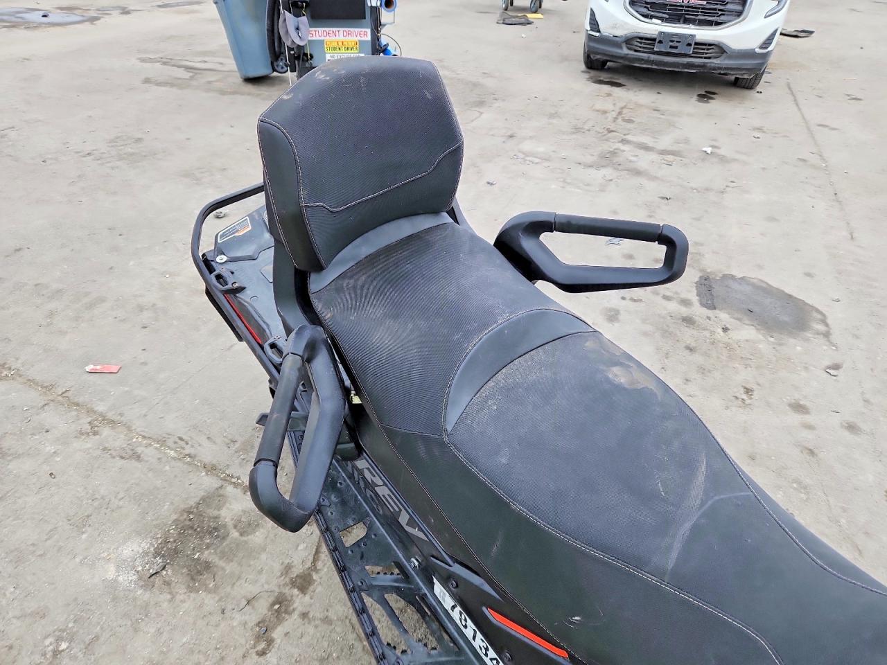 2019 Skidoo 2019 True RENEGADEENDRO900
