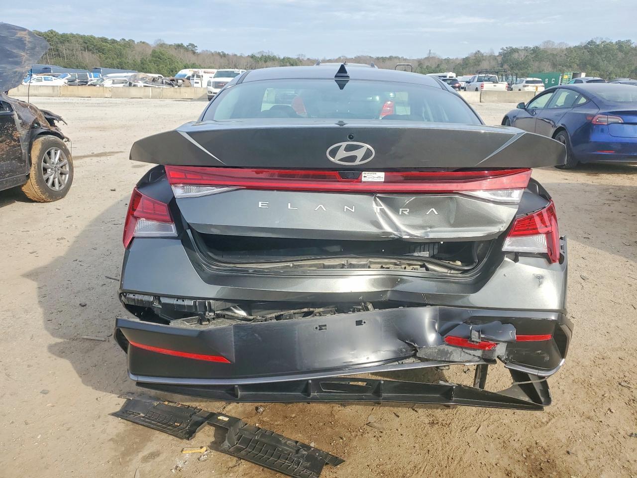 2025 Hyundai Elantra sel