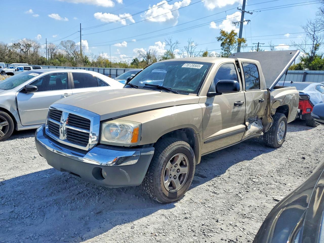 2005 Dodge Dakota Quad SLT