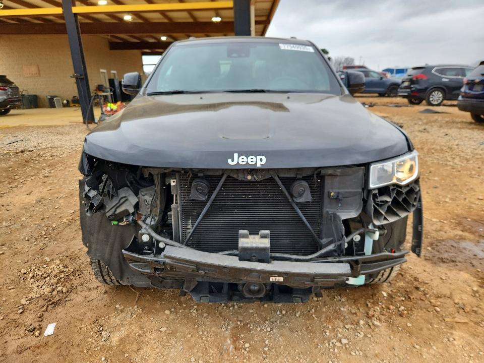 2020 Jeep Grand Cherokee Laredo