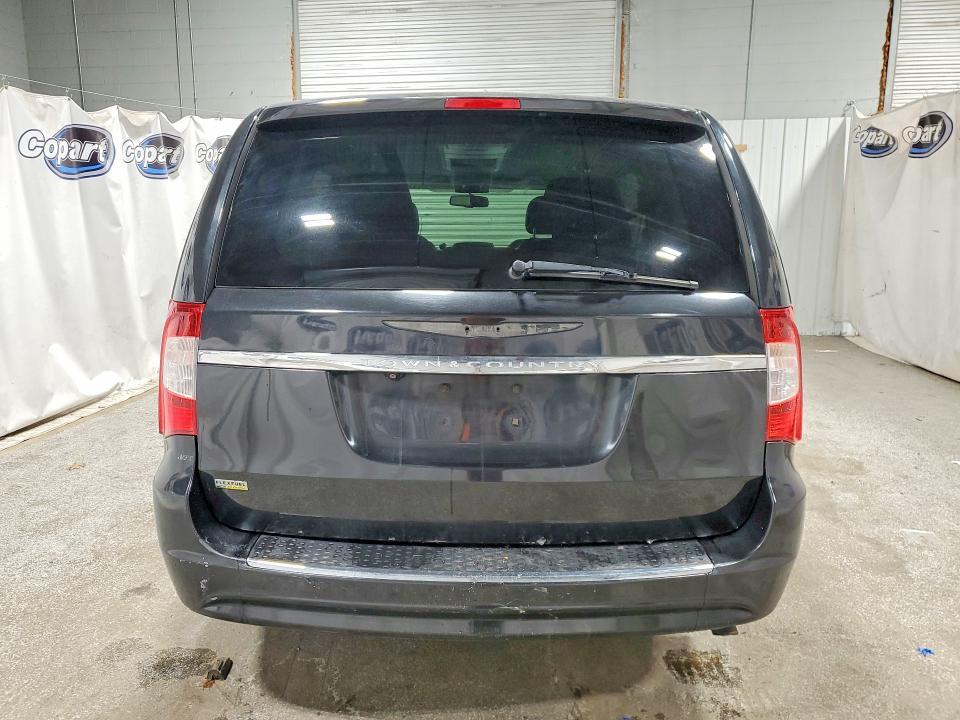 2013 Chrysler Town & Country Touring
