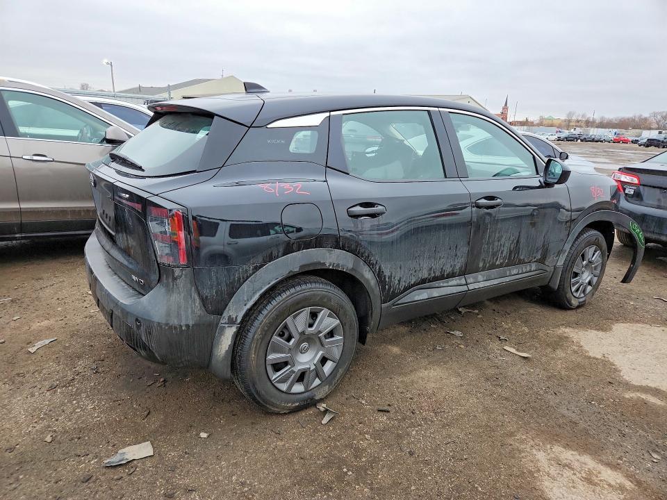 2025 Nissan Kicks s