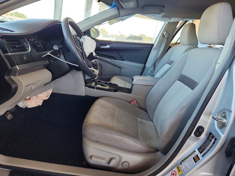 2014 Toyota Camry le