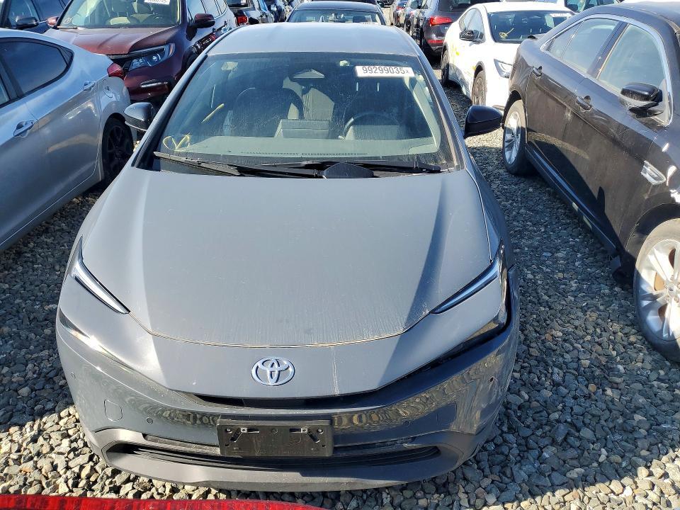 2023 Toyota Prius le