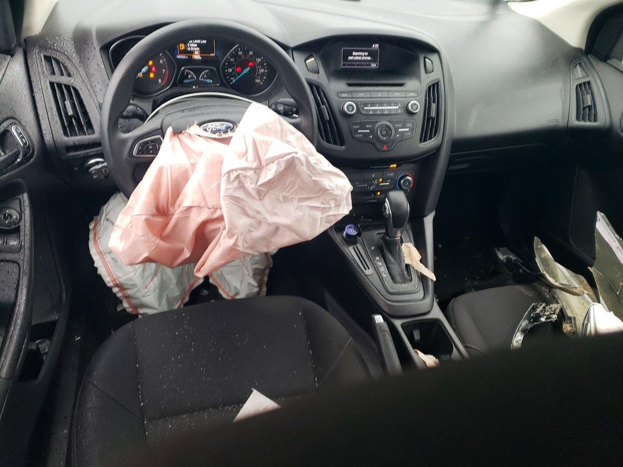 2017 Ford Focus s
