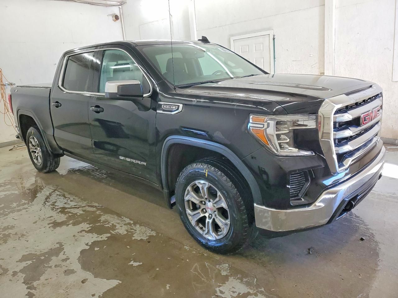 2020 GMC Sierra K1500 SLE