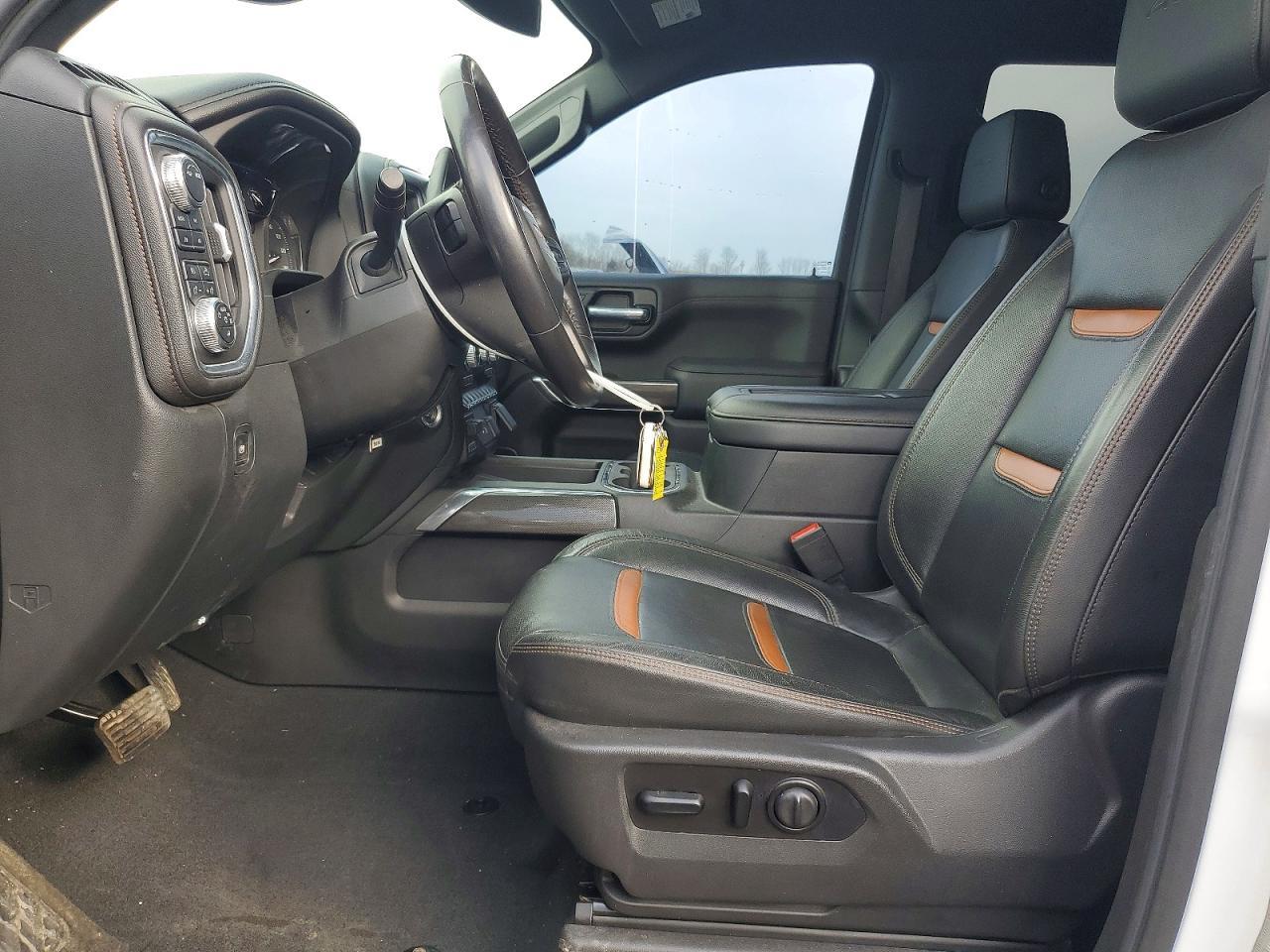 2021 GMC Sierra K1500 AT4