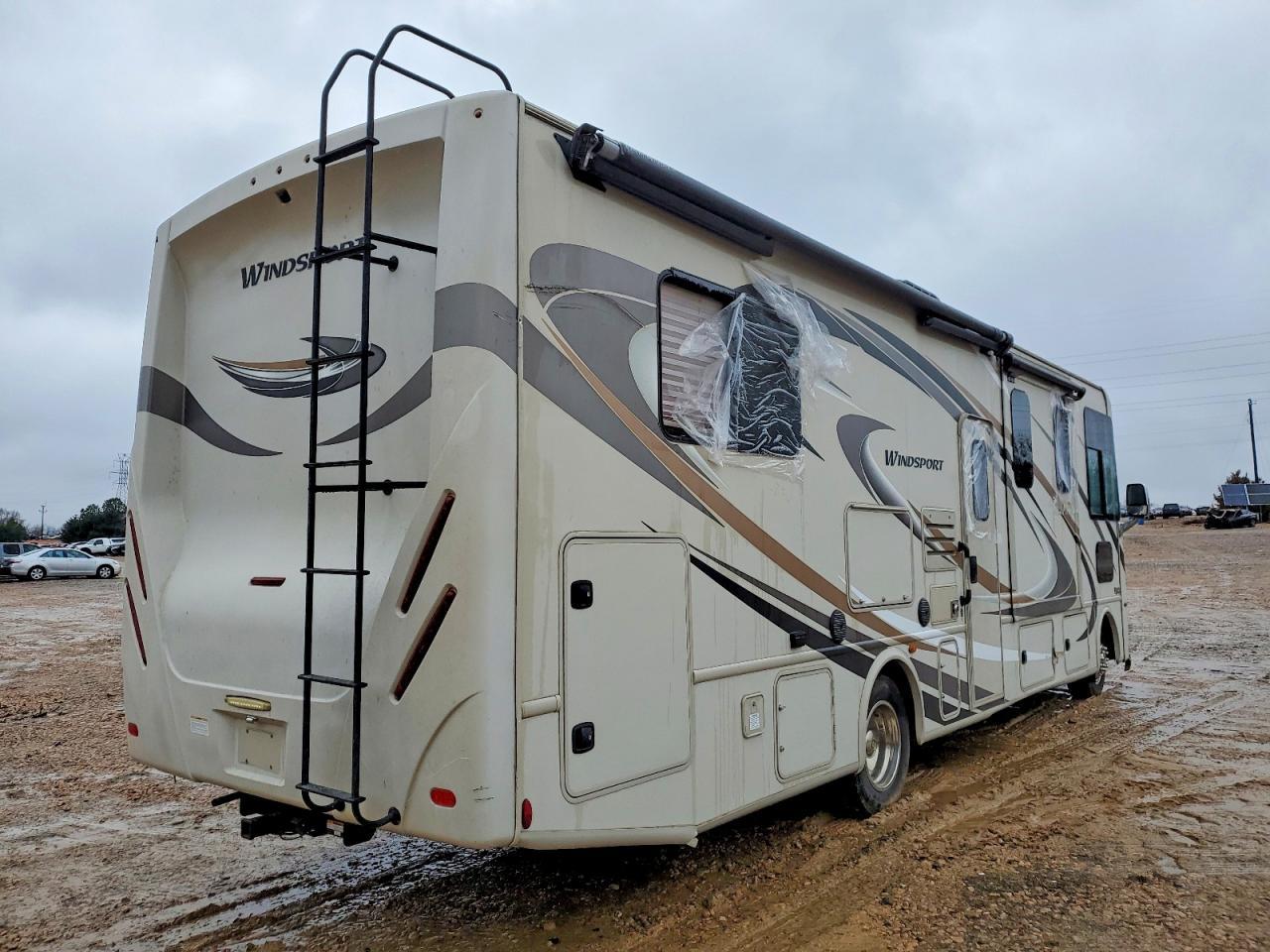 2018 Ford F53 RV