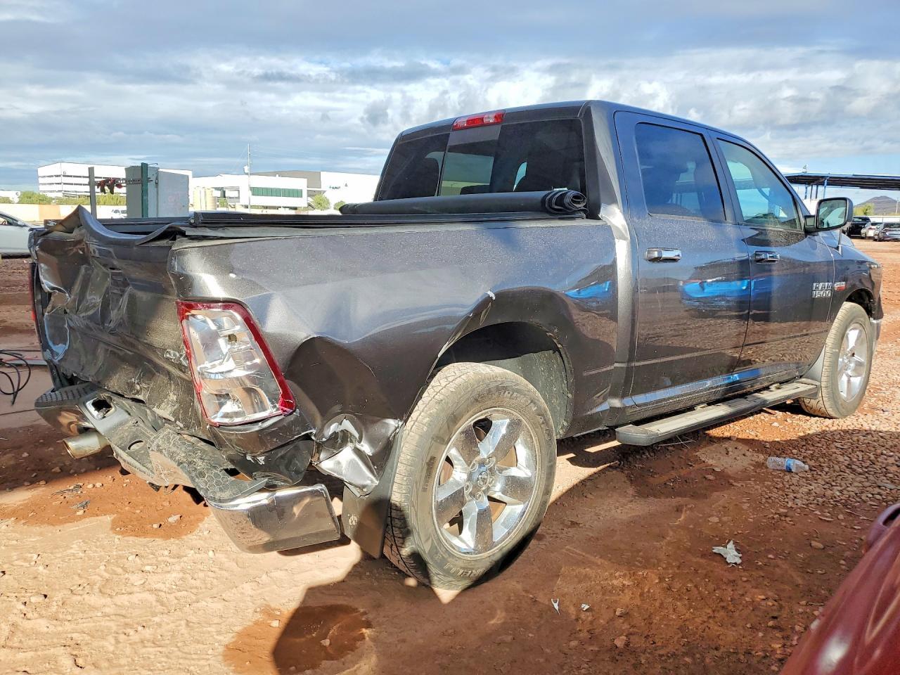 2015 Dodge Ram 1500 slt