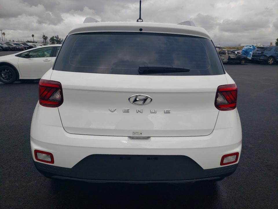 2025 Hyundai Venue sel
